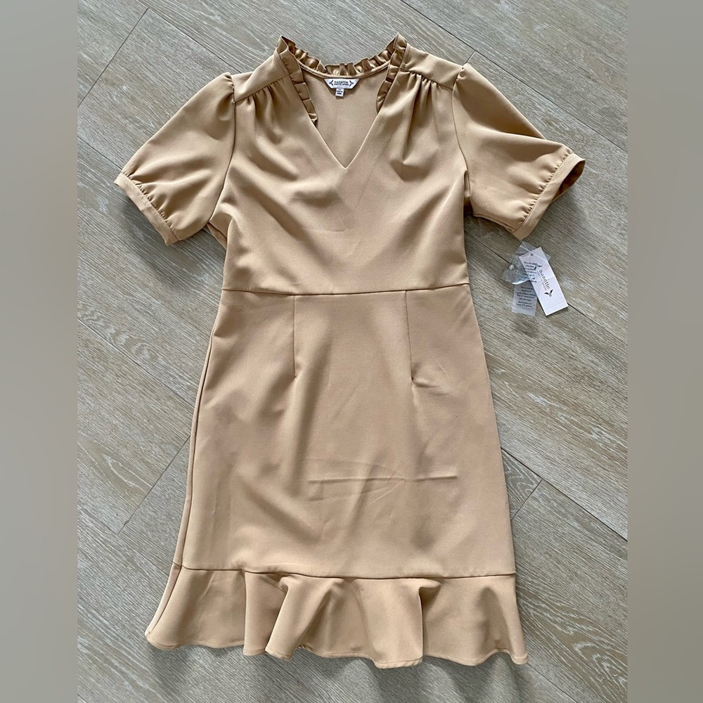 Nanette Lepore dress!! “Toasty Sand” color! Size 10! Never worn!! New w/ tags!!